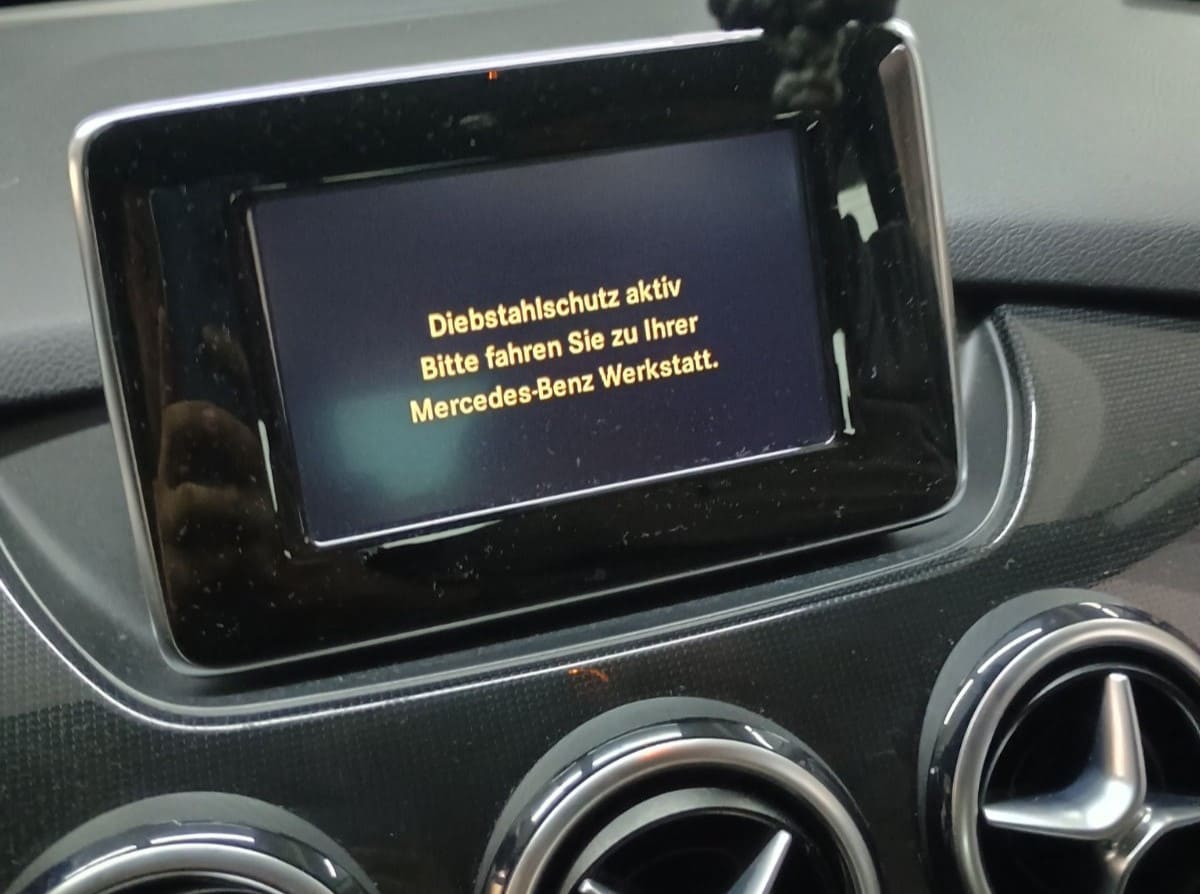 Mercedes NTG screen requesting Anti-Theft PIN